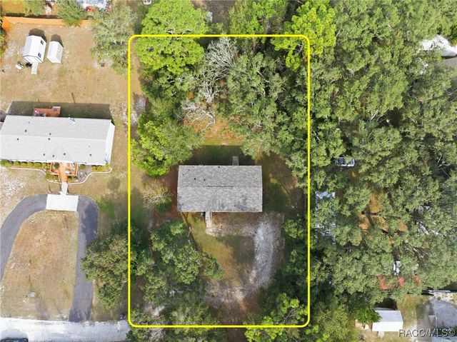 6761 W Jessica Court, Homosassa, FL 34446