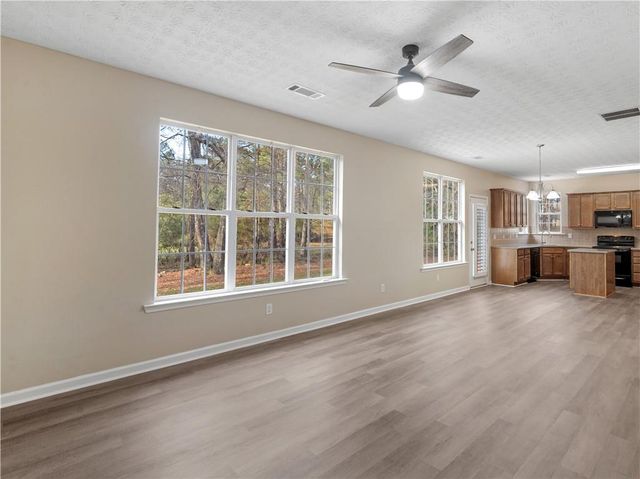 965 Navaho Trail, Monroe, GA 30655