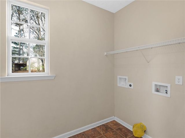 965 Navaho Trail, Monroe, GA 30655