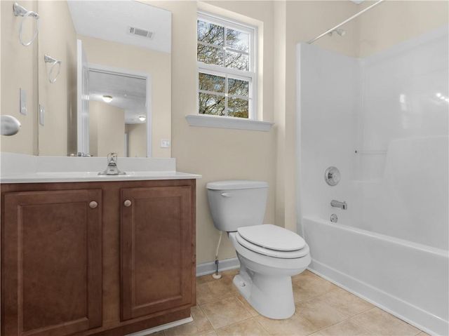 965 Navaho Trail, Monroe, GA 30655