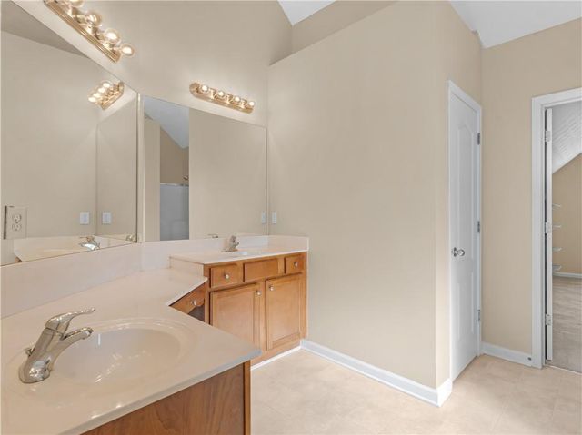 965 Navaho Trail, Monroe, GA 30655