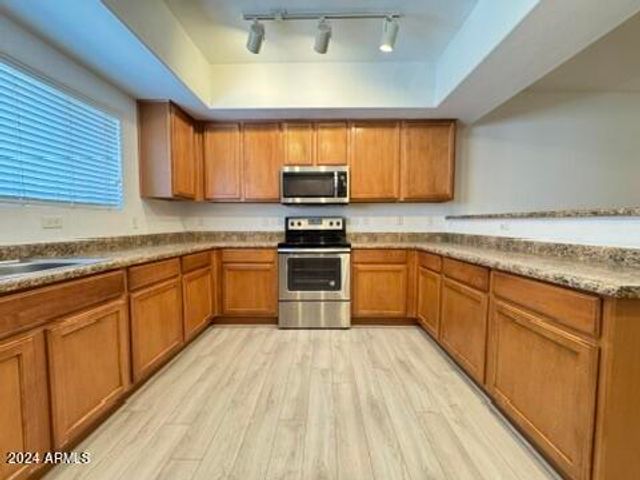 2150 W ALAMEDA Road 1311, Phoenix, AZ 85085