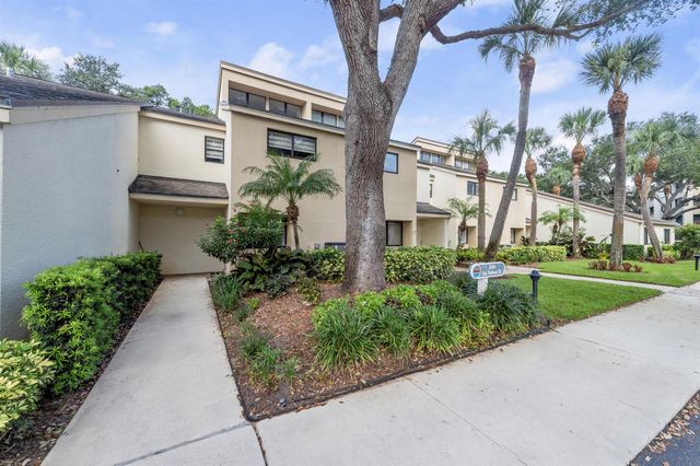 215 Oak Harbour Drive, Juno Beach, FL 33408