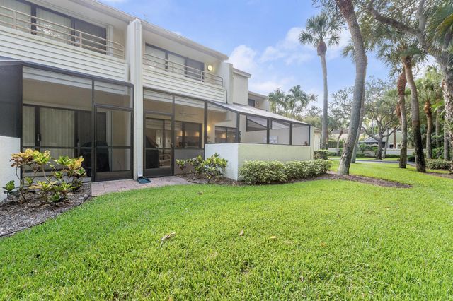 215 Oak Harbour Drive, Juno Beach, FL 33408