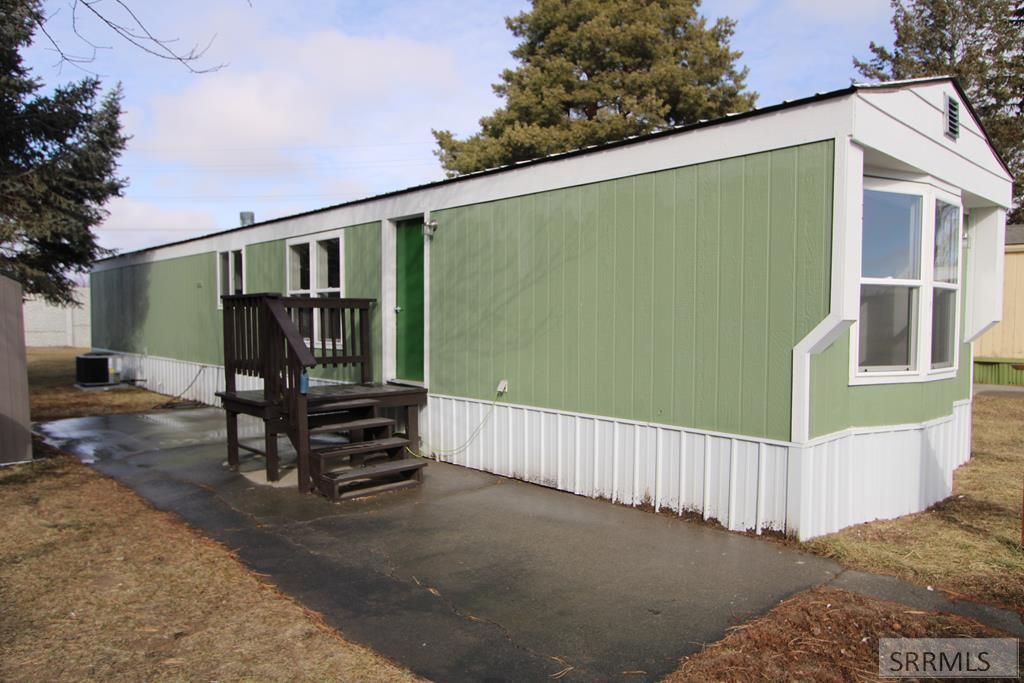 3375 E Elswood Drive, Idaho Falls, ID 83402