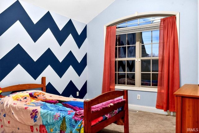 2221 Bremmerton Drive, Evansville, IN 47711