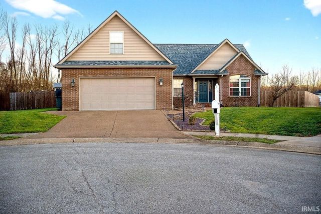 2221 Bremmerton Drive, Evansville, IN 47711