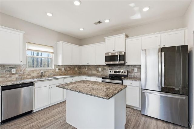 317 Brook Court, Temple, GA 30179