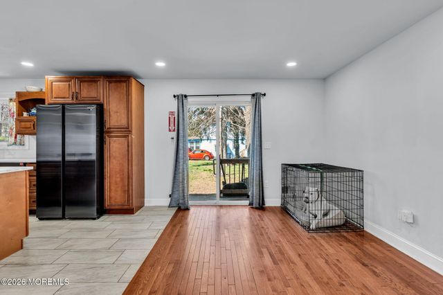38 E Sunset Avenue E, Red Bank, NJ 07701