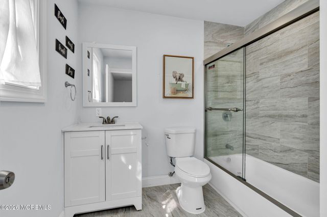 38 E Sunset Avenue E, Red Bank, NJ 07701
