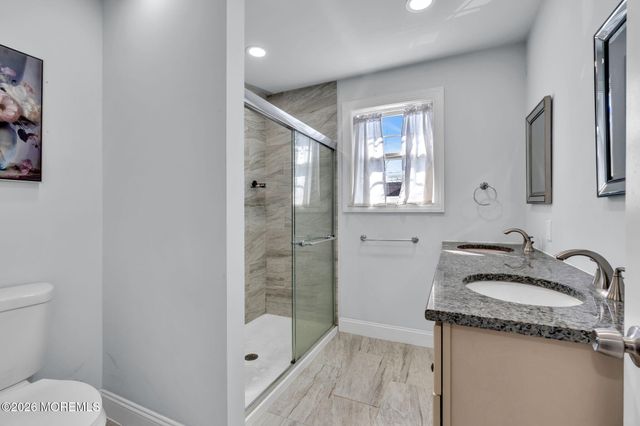38 E Sunset Avenue E, Red Bank, NJ 07701