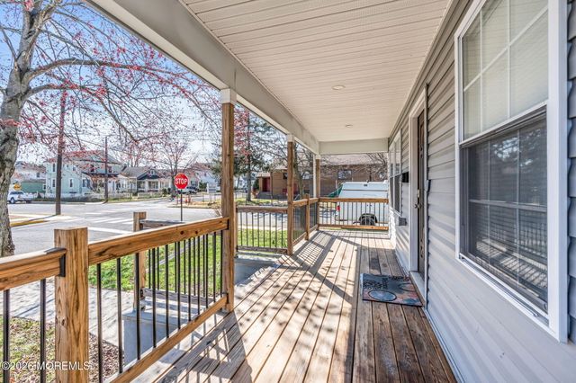 38 E Sunset Avenue E, Red Bank, NJ 07701