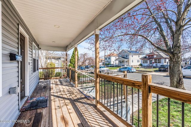 38 E Sunset Avenue E, Red Bank, NJ 07701