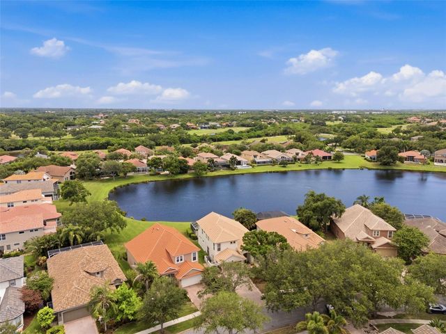 9985 SAGO POINT DRIVE, Largo, FL 33777