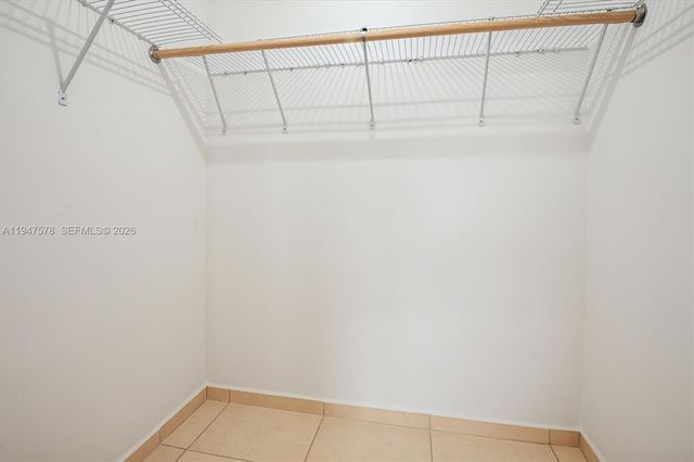 117 Royal Park Dr 3F, Oakland Park, FL 33309