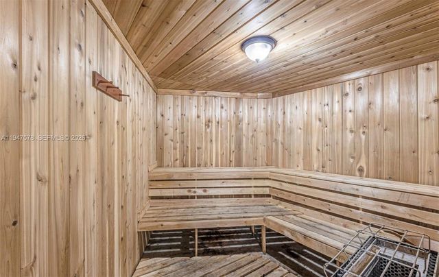 117 Royal Park Dr 3F, Oakland Park, FL 33309