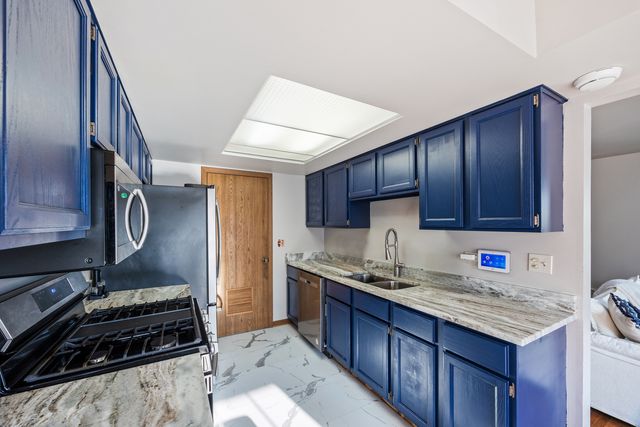 19424 Cypress Drive 1C, Country Club Hills, IL 60478