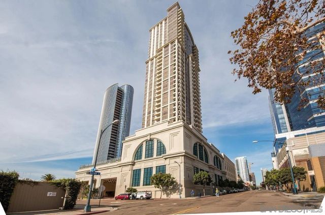 700 W E St 3504, San Diego, CA 92101