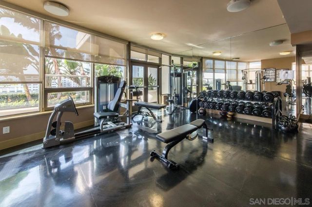 700 W E St 3504, San Diego, CA 92101