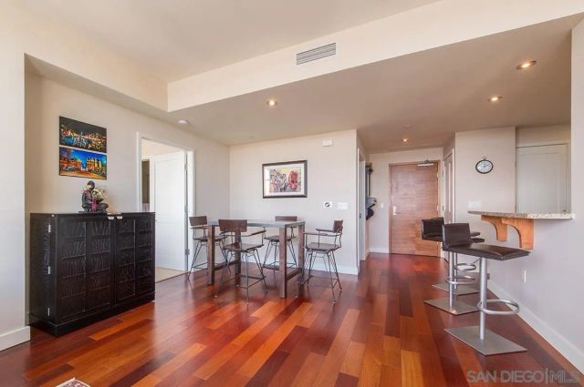 700 W E St 3504, San Diego, CA 92101