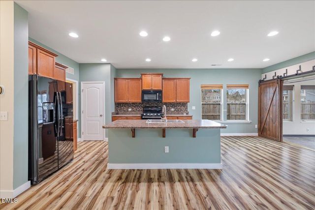 700 Harvest Point Drive, Fuquay Varina, NC 27526