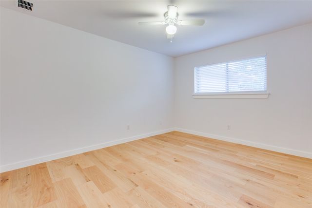 5014 Roundtable Lane, Garland, TX 75044