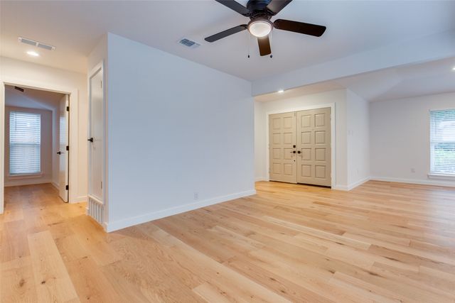 5014 Roundtable Lane, Garland, TX 75044
