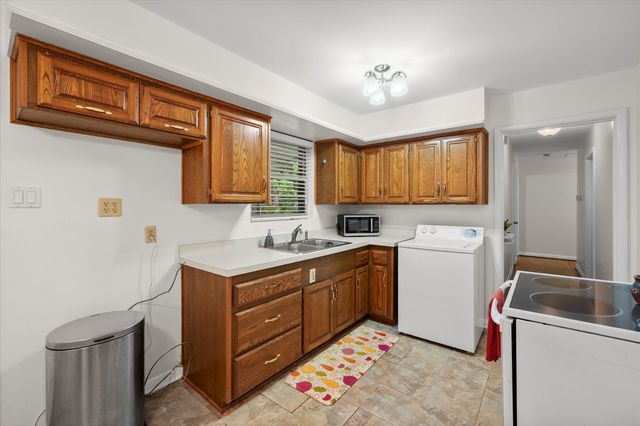 1207 W Tucker Boulevard, Arlington, TX 76013