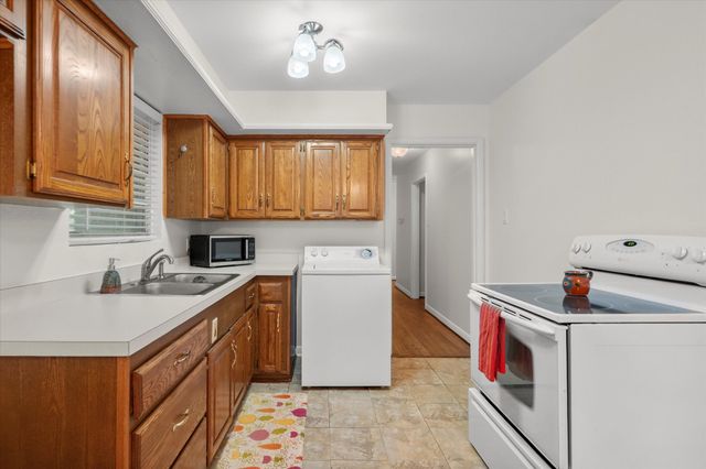 1207 W Tucker Boulevard, Arlington, TX 76013