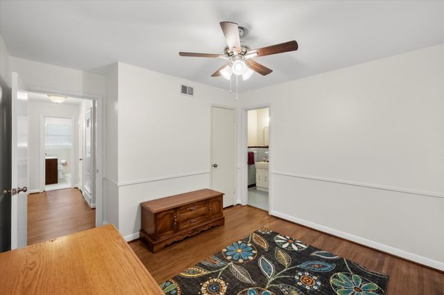 1207 W Tucker Boulevard, Arlington, TX 76013