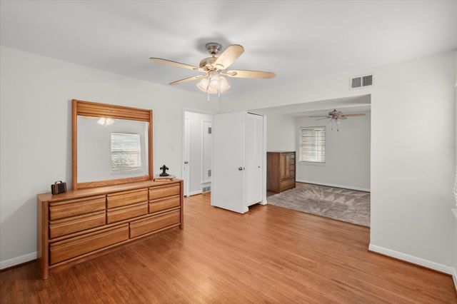 1207 W Tucker Boulevard, Arlington, TX 76013