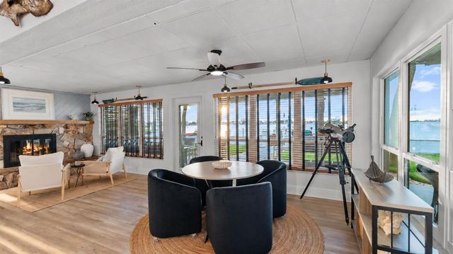 7008 S SHORE DRIVE S, South Pasadena, FL 33707