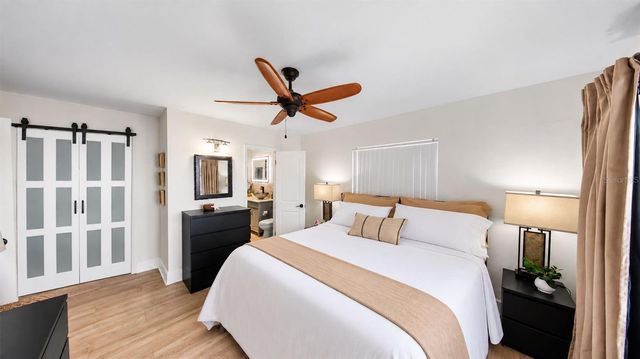 7008 S SHORE DRIVE S, South Pasadena, FL 33707