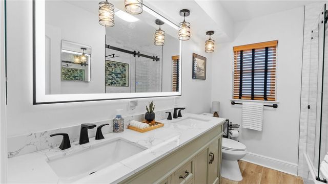 7008 S SHORE DRIVE S, South Pasadena, FL 33707