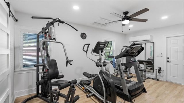 7008 S SHORE DRIVE S, South Pasadena, FL 33707