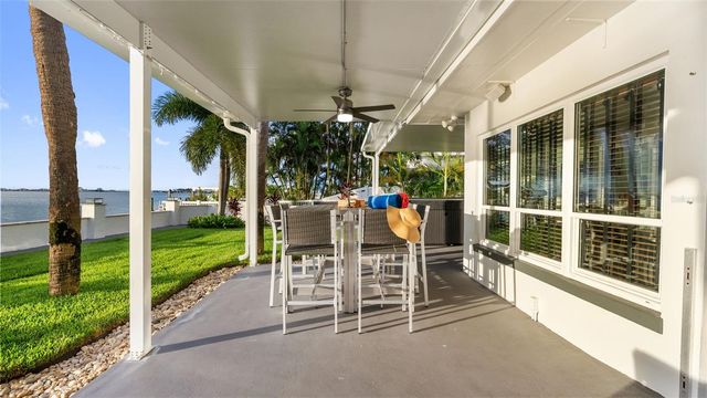 7008 S SHORE DRIVE S, South Pasadena, FL 33707