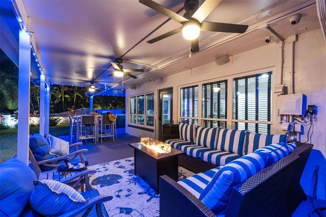 7008 S SHORE DRIVE S, South Pasadena, FL 33707