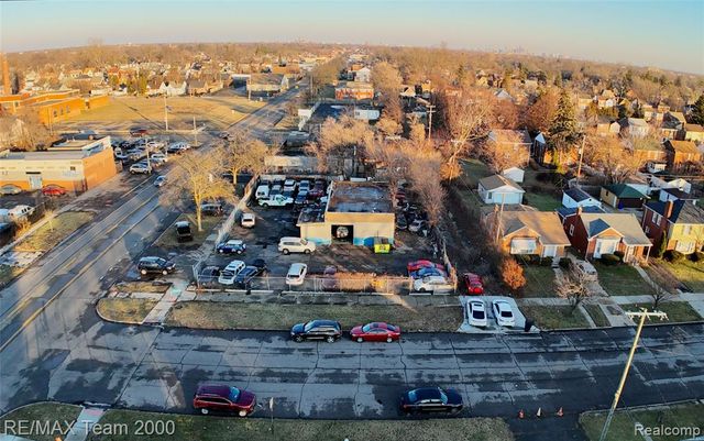 13239 Joy Road, Detroit, MI 48228