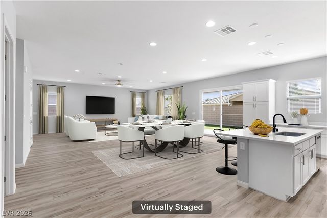 567 Jerry Bird Court, Las Vegas, NV 89123