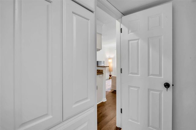 1500 East Side DR 219A, Austin, TX 78704