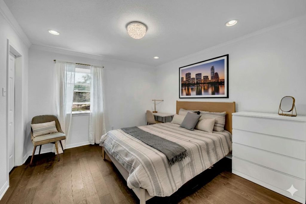 1500 East Side DR 219A, Austin, TX 78704