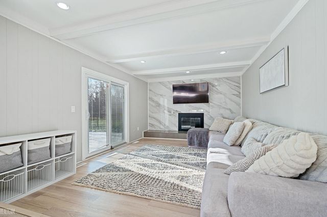 16660 Grillo Drive, Clinton Twp, MI 48038