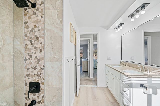 16660 Grillo Drive, Clinton Twp, MI 48038