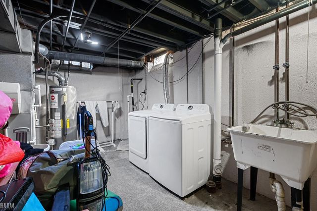 16660 Grillo Drive, Clinton Twp, MI 48038