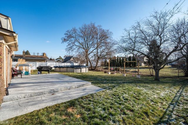 16660 Grillo Drive, Clinton Twp, MI 48038