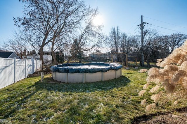 16660 Grillo Drive, Clinton Twp, MI 48038