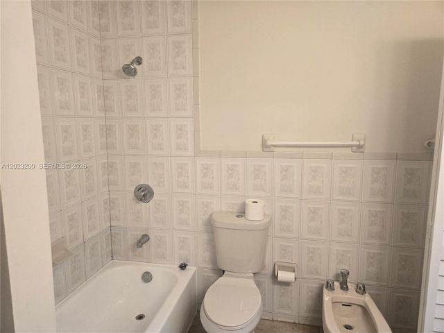 9400 SW 169th St 00, Palmetto Bay, FL 33157