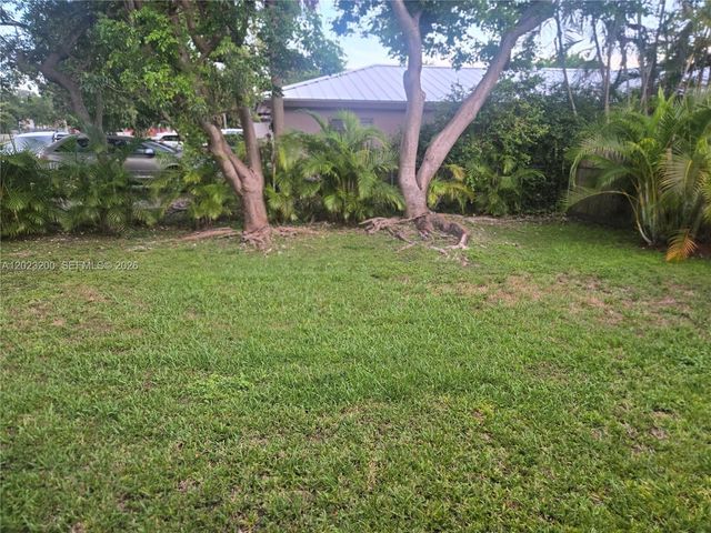 9400 SW 169th St 00, Palmetto Bay, FL 33157