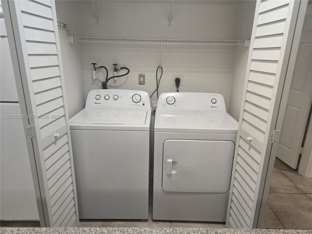 9400 SW 169th St 00, Palmetto Bay, FL 33157
