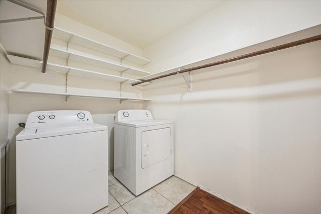 3131 Southwest Freeway C33, Houston, TX 77098